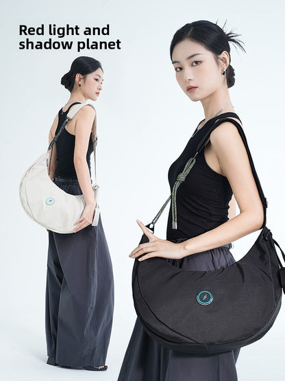 GYXX/Luna messenger bag